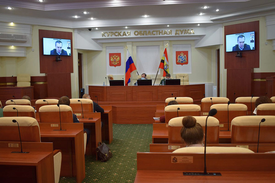 В Курской областной Думе обсудили проблемы и перспективы развития бизнеса