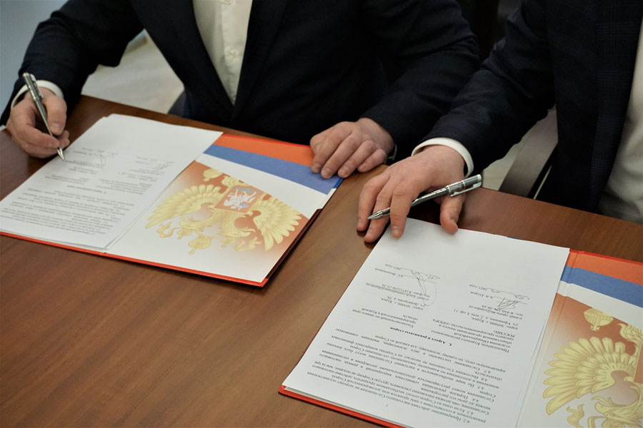 Курский бизнес-омбудсмен Денис Водопьянов подписал соглашение о взаимодействии с «Опорой России»