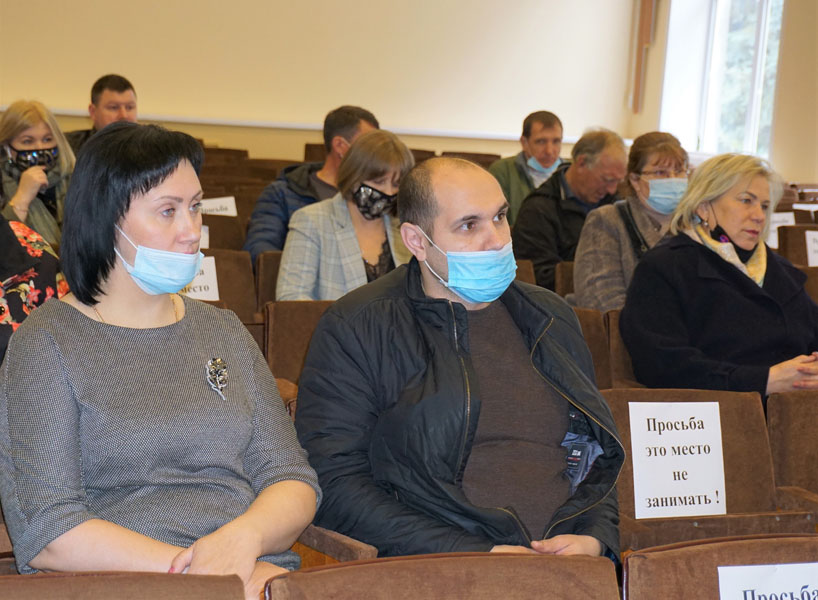Предприниматели Дмитриевского района просят о поддержке бизнеса на селе