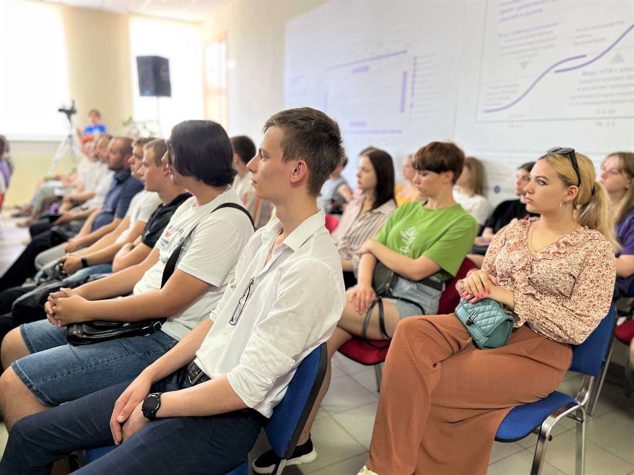 Денис Водопьянов посетил второй студенческий инвестиционный форум SIF-2022